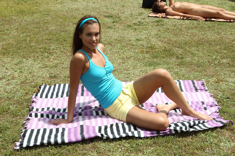 Алиса, 18 лет, 1 размер груди