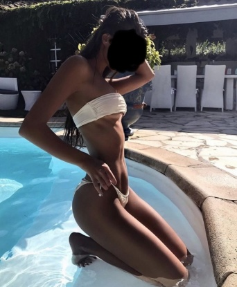 Александра, 25 лет, 1 размер груди